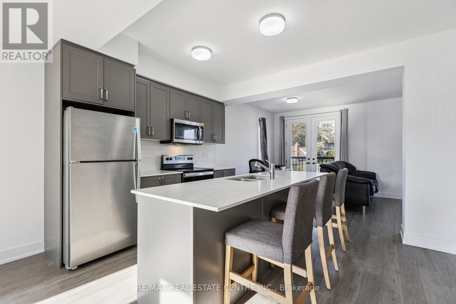 62 - 99 Roger Street, Waterloo, Ontario  N2J 0G1 - Photo 12 - X12450952