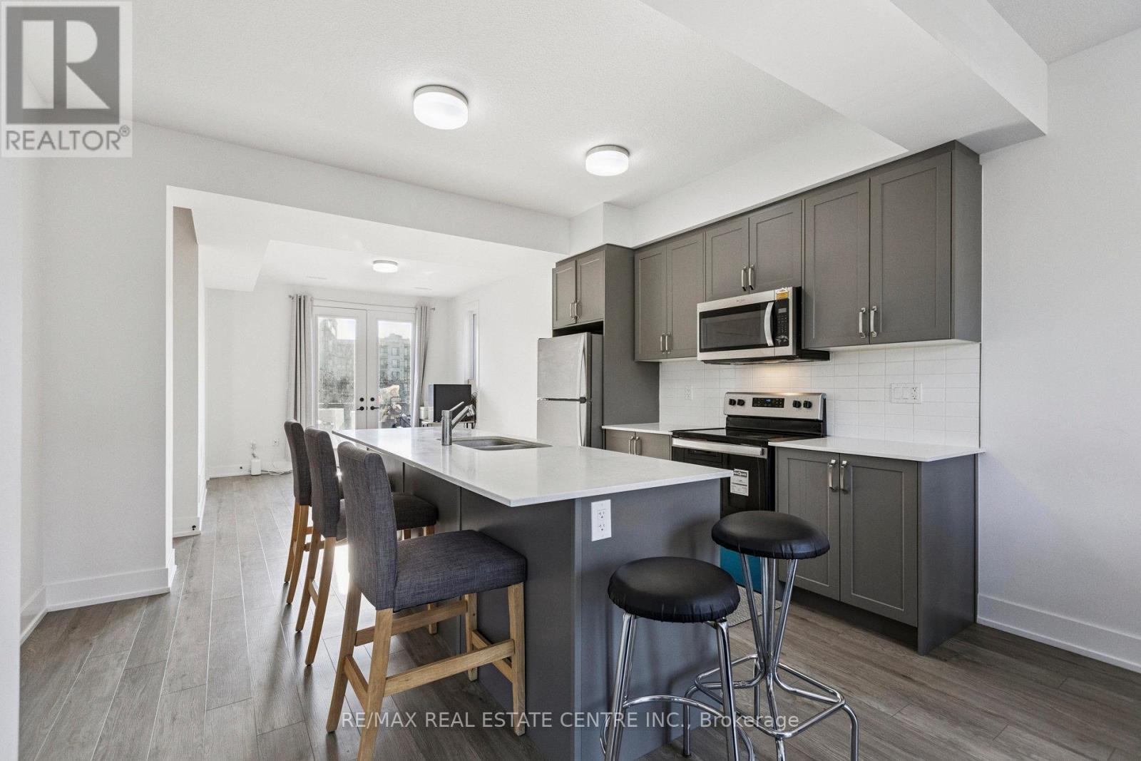 62 - 99 Roger Street, Waterloo, Ontario  N2J 0G1 - Photo 14 - X12450952
