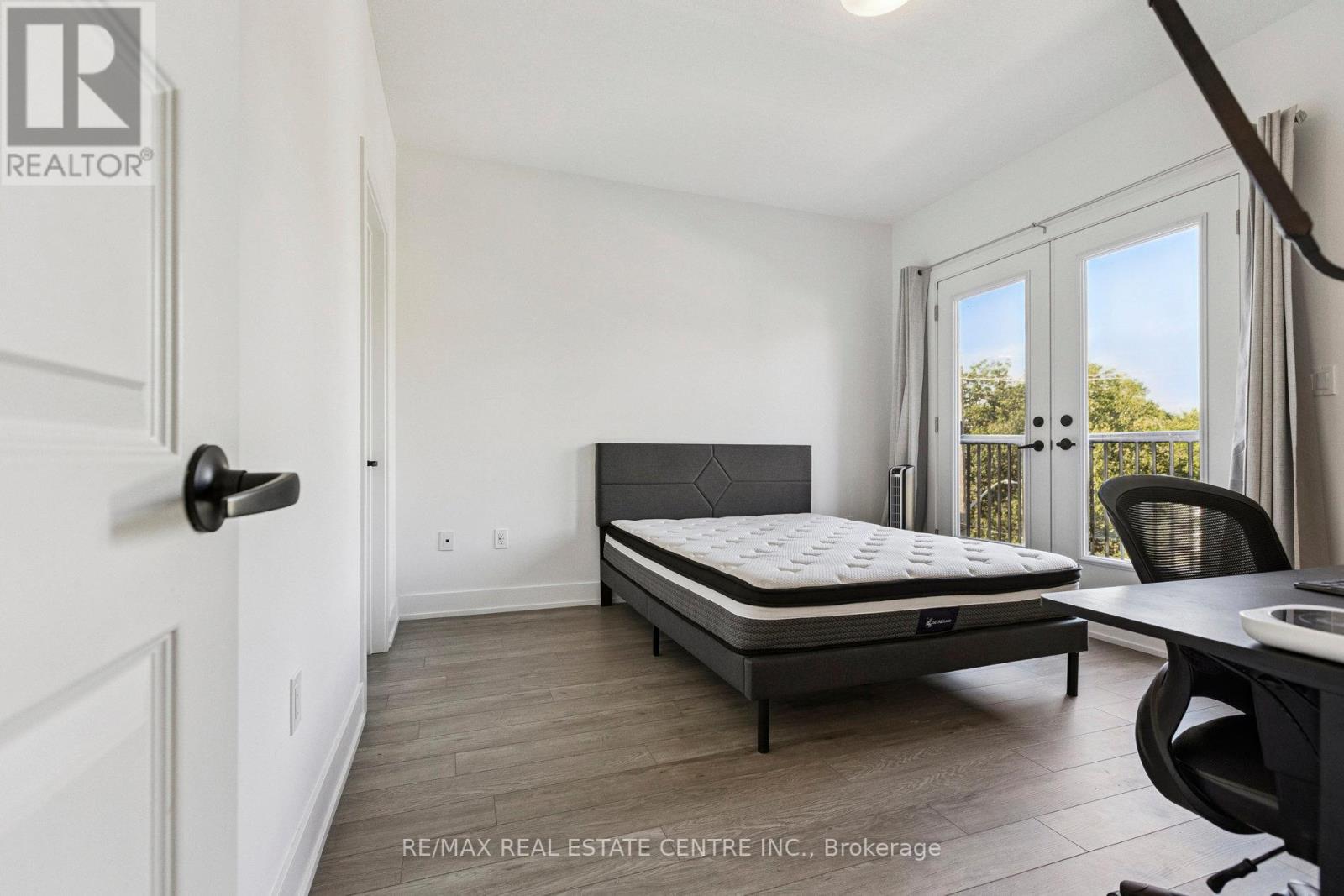 62 - 99 Roger Street, Waterloo, Ontario  N2J 0G1 - Photo 30 - X12450952