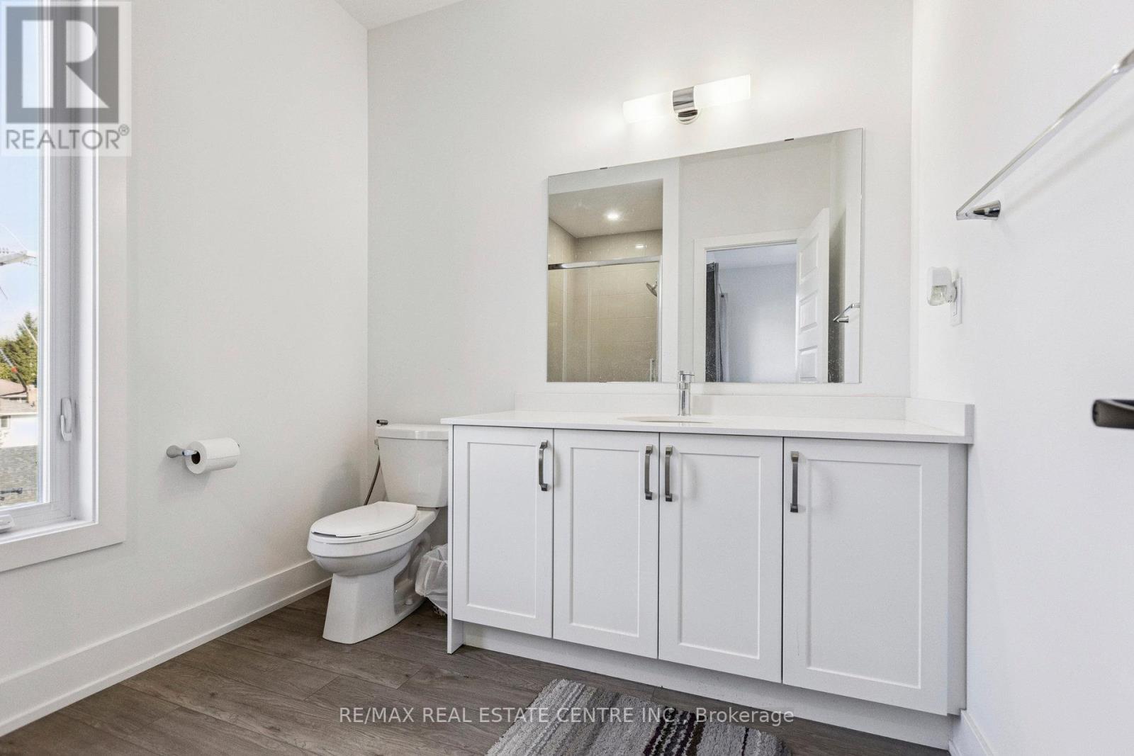 62 - 99 Roger Street, Waterloo, Ontario  N2J 0G1 - Photo 33 - X12450952