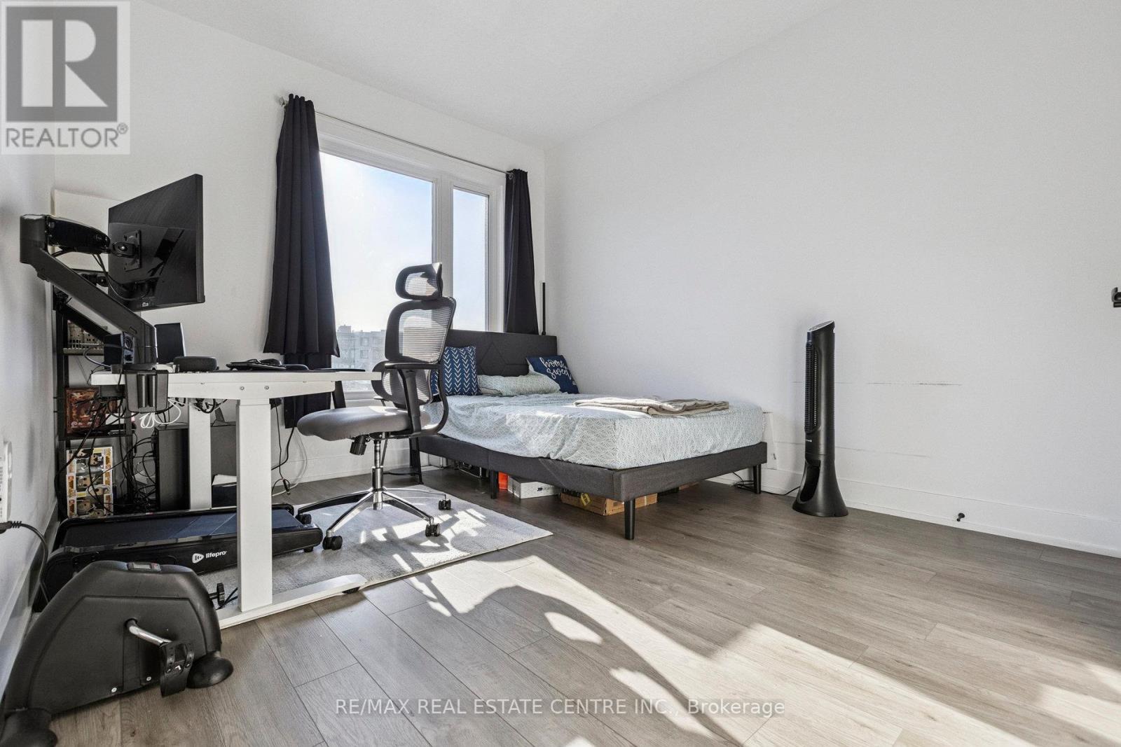 62 - 99 Roger Street, Waterloo, Ontario  N2J 0G1 - Photo 39 - X12450952