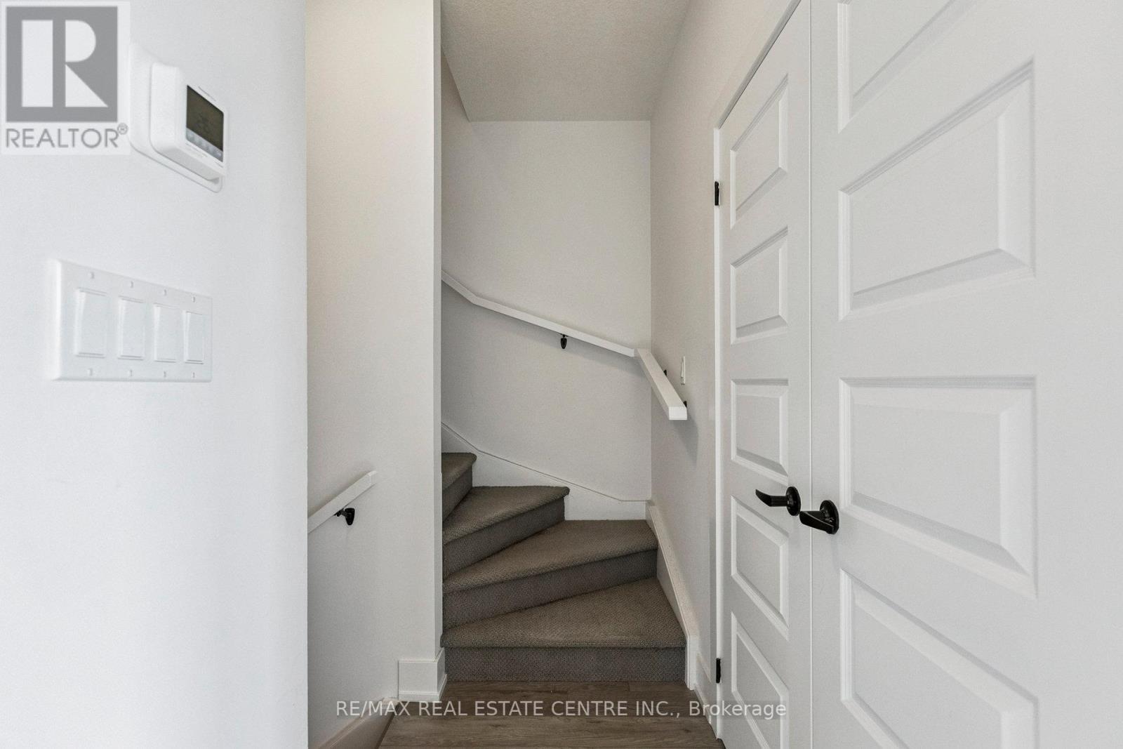62 - 99 Roger Street, Waterloo, Ontario  N2J 0G1 - Photo 45 - X12450952