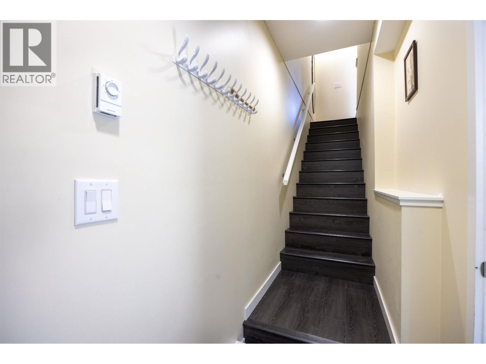 46 1338 Hames Crescent, Coquitlam, British Columbia  V3E 0J2 - Photo 5 - R3056343
