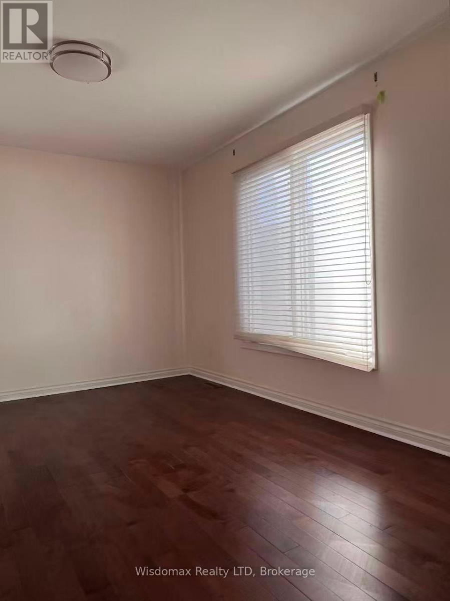 26 Consiglia Drive, St. Catharines, Ontario  L2S 3L2 - Photo 10 - X12450967