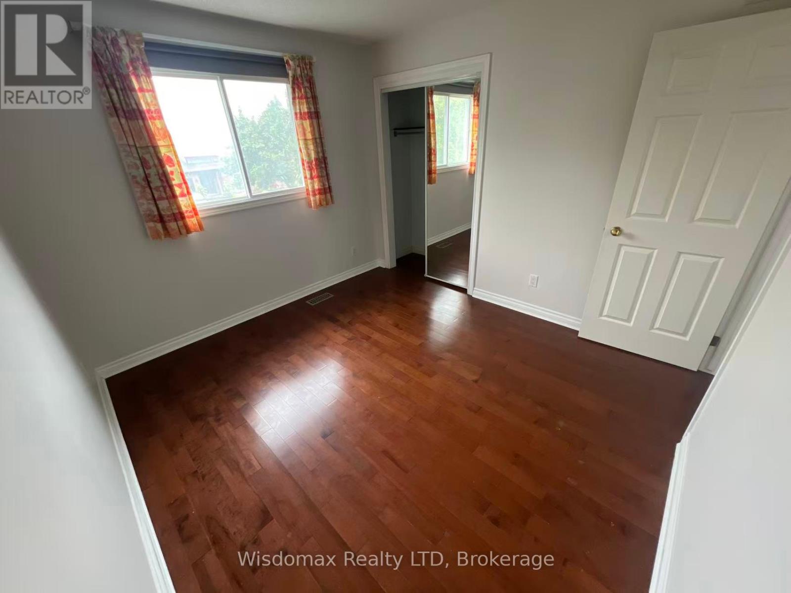 26 Consiglia Drive, St. Catharines, Ontario  L2S 3L2 - Photo 2 - X12450967