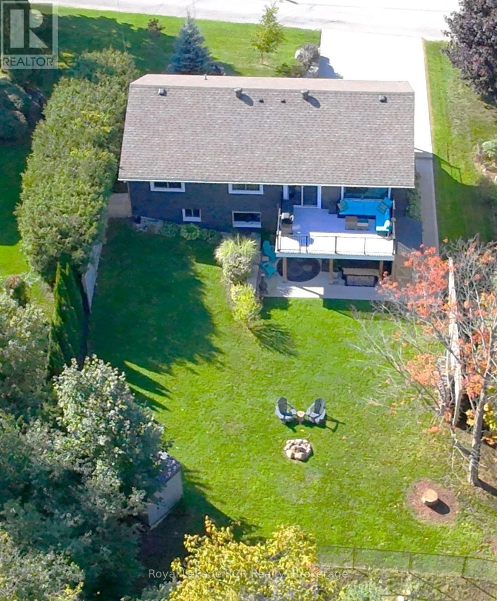 251 Pearson Street, Meaford, Ontario  N4L 1L6 - Photo 12 - X12448602