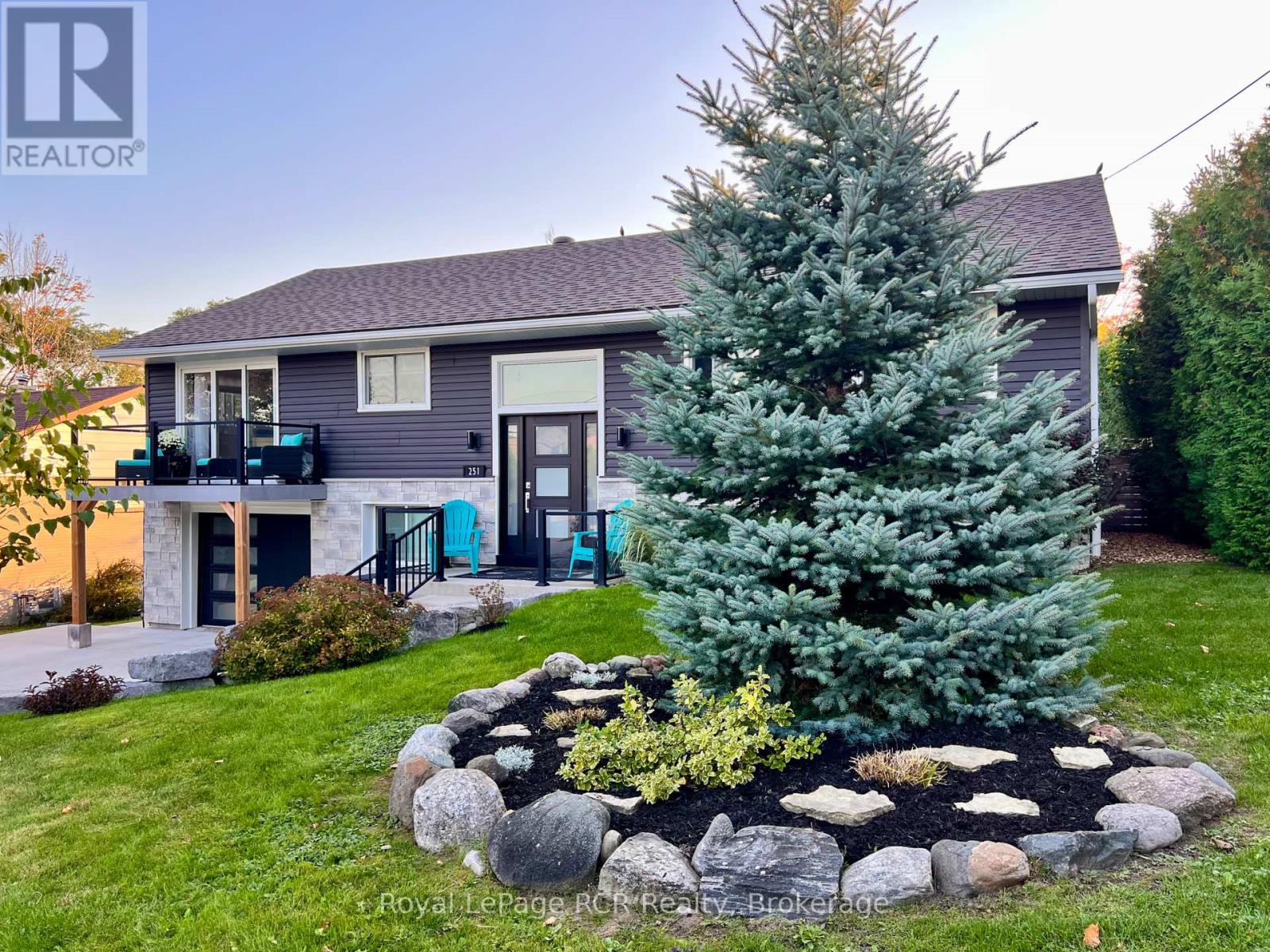 251 Pearson Street, Meaford, Ontario  N4L 1L6 - Photo 6 - X12448602