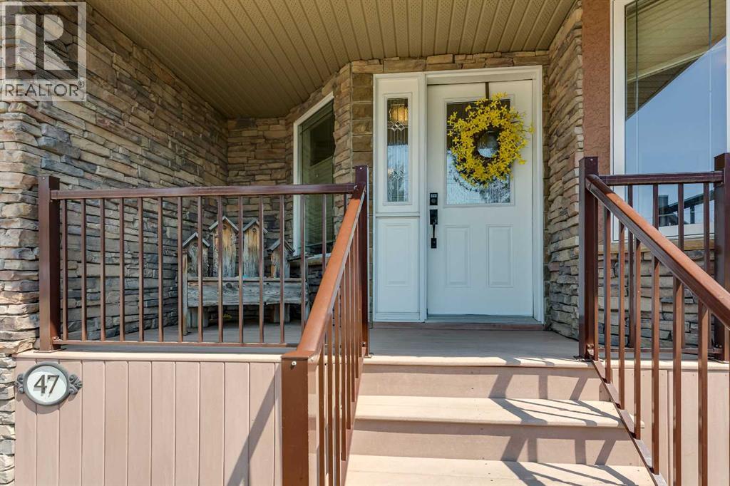 47 Aldrich Close, Red Deer, Alberta  T4R 3R5 - Photo 3 - A2229566