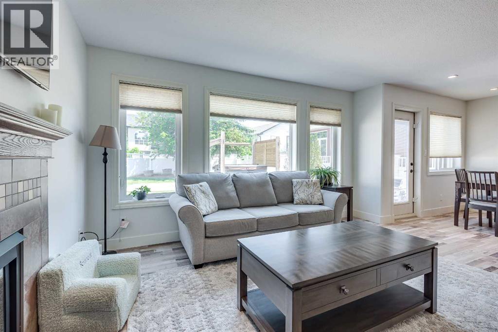 47 Aldrich Close, Red Deer, Alberta  T4R 3R5 - Photo 7 - A2229566