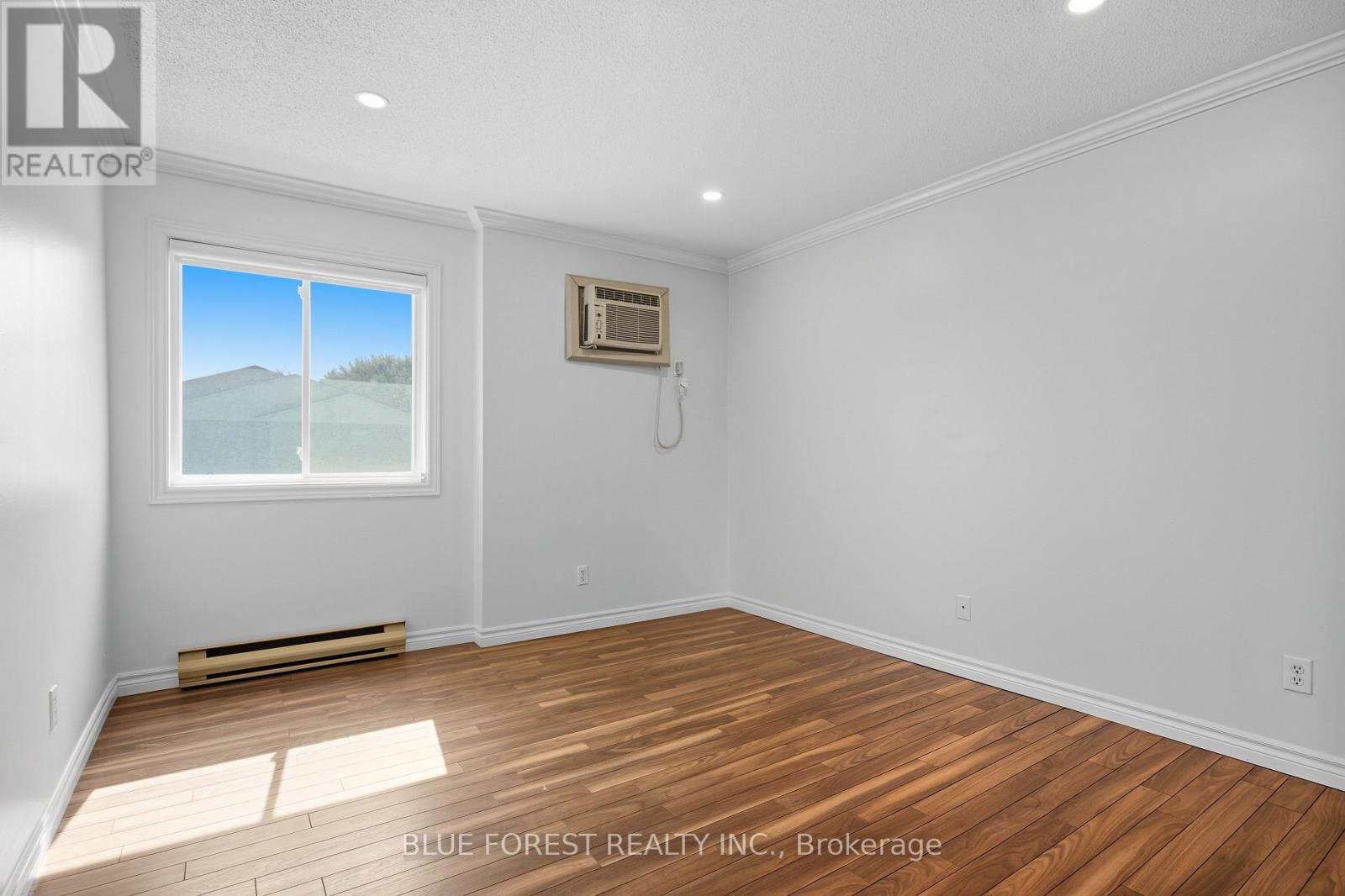 308 - 731 Deveron Crescent, London South, Ontario  N5Z 4X6 - Photo 14 - X12450975
