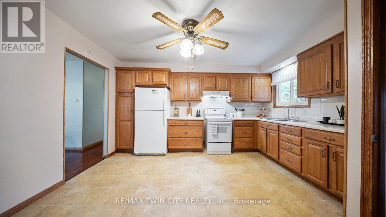 6 Ventnor Court, Brantford, Ontario  N3R 6L8 - Photo 13 - X12450969
