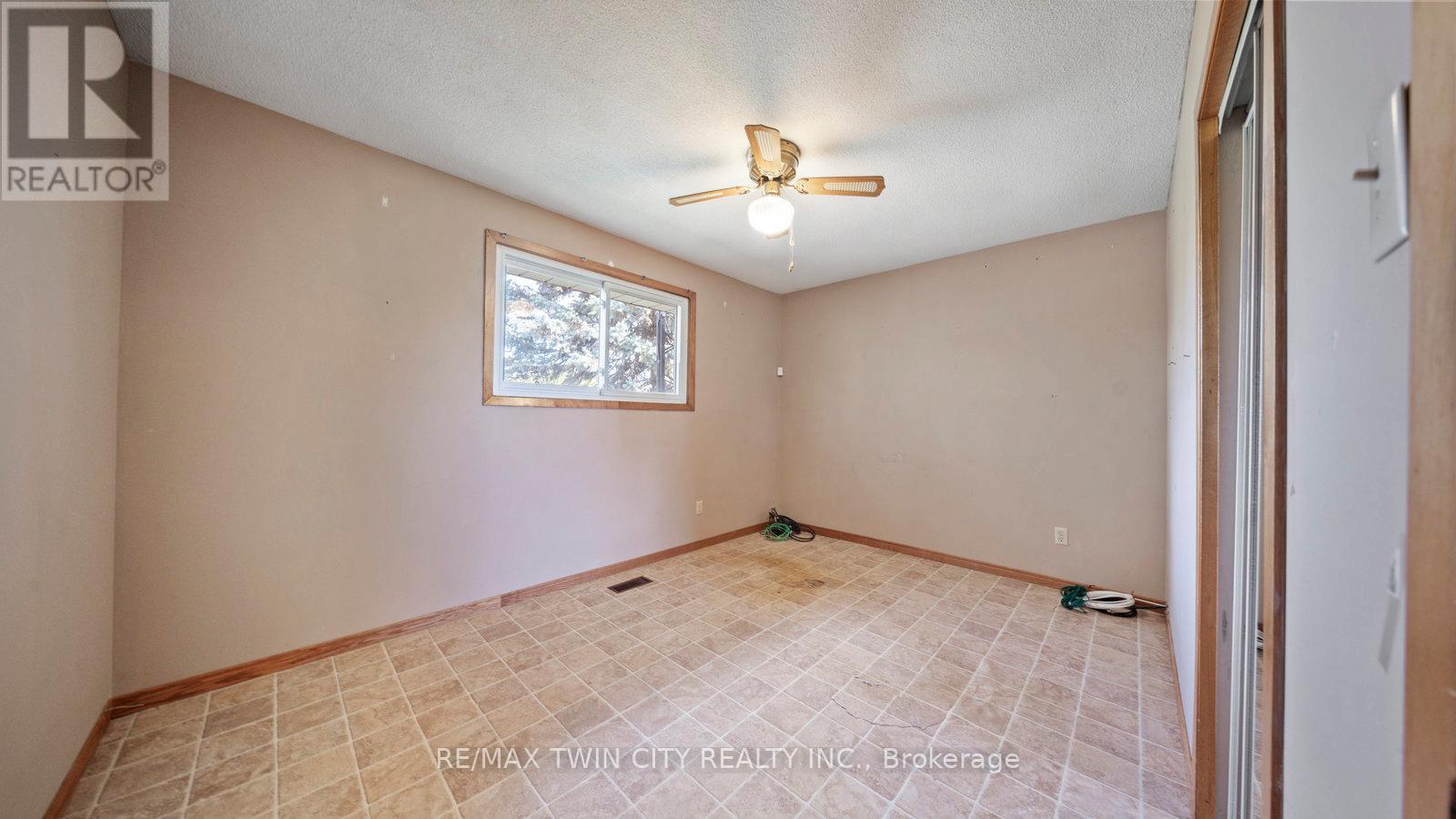 6 Ventnor Court, Brantford, Ontario  N3R 6L8 - Photo 23 - X12450969