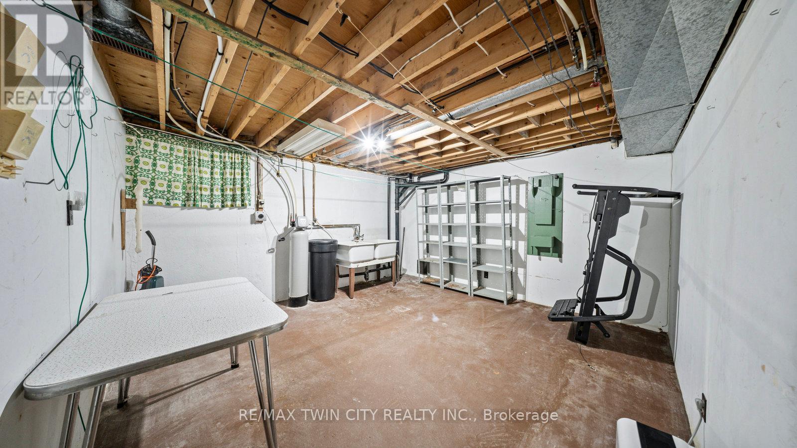 6 Ventnor Court, Brantford, Ontario  N3R 6L8 - Photo 28 - X12450969