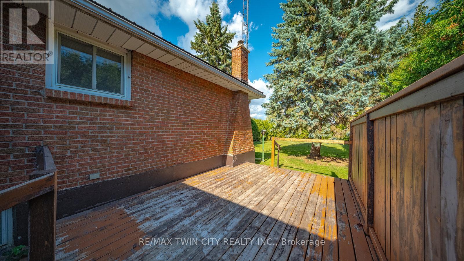 6 Ventnor Court, Brantford, Ontario  N3R 6L8 - Photo 32 - X12450969