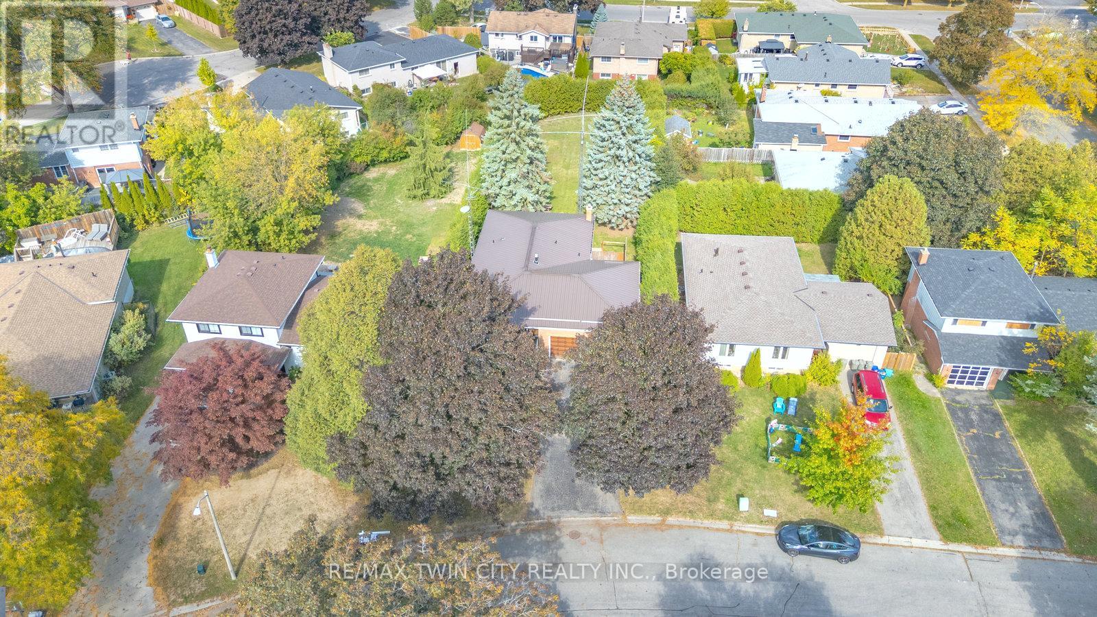 6 Ventnor Court, Brantford, Ontario  N3R 6L8 - Photo 39 - X12450969