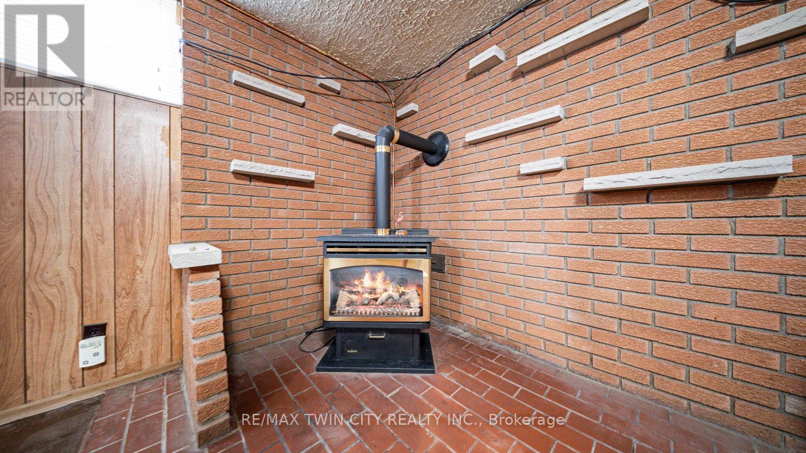 6 Ventnor Court, Brantford, Ontario  N3R 6L8 - Photo 42 - X12450969