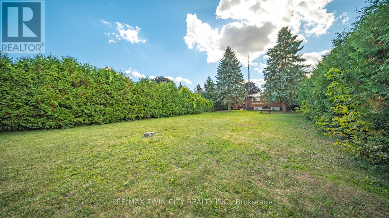 6 Ventnor Court, Brantford, Ontario  N3R 6L8 - Photo 47 - X12450969