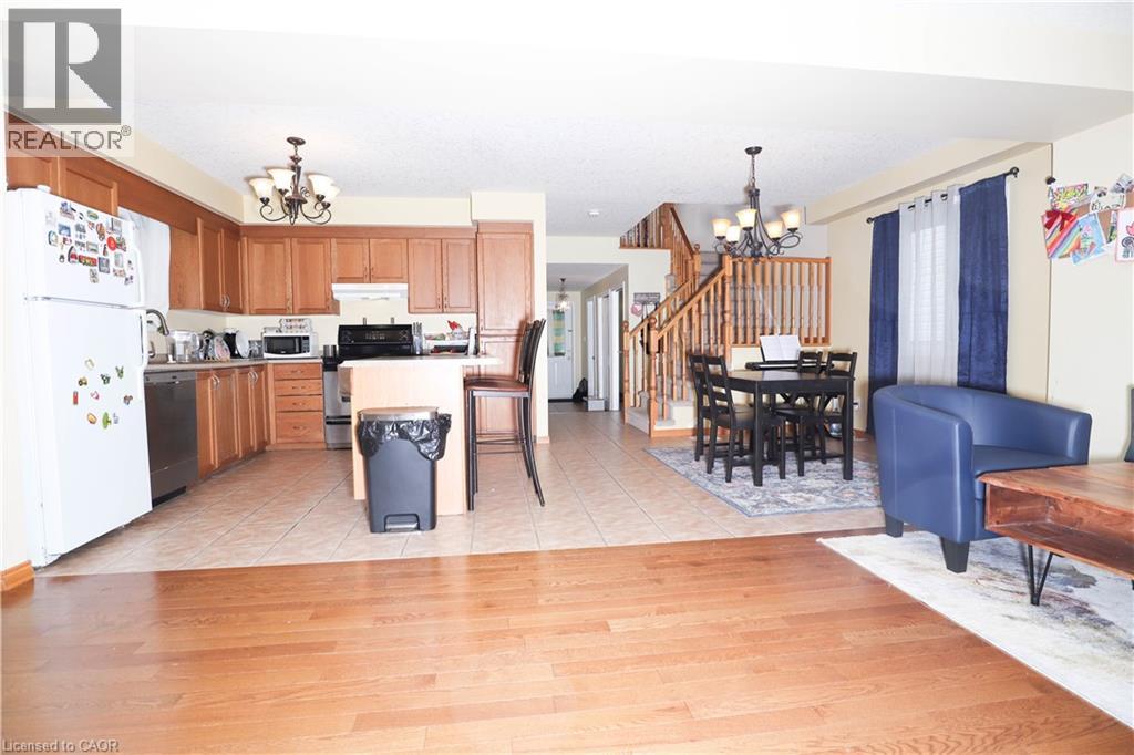 633 Violet Street, Waterloo, Ontario  N2V 2V9 - Photo 12 - 40777420