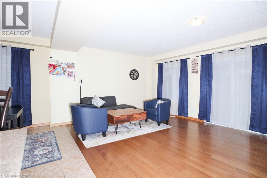 633 Violet Street, Waterloo, Ontario  N2V 2V9 - Photo 14 - 40777420