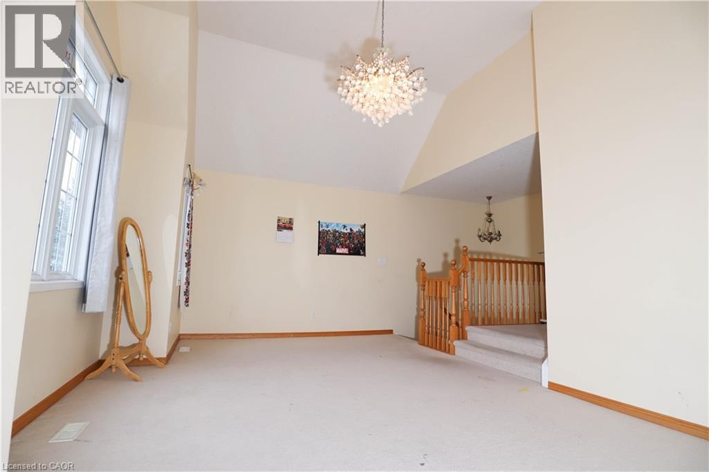 633 Violet Street, Waterloo, Ontario  N2V 2V9 - Photo 22 - 40777420