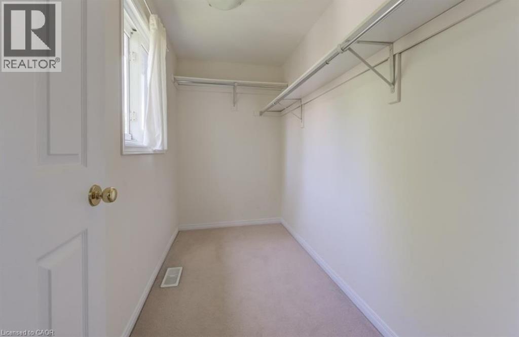 633 Violet Street, Waterloo, Ontario  N2V 2V9 - Photo 26 - 40777420