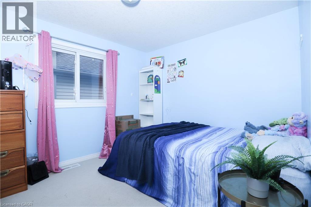633 Violet Street, Waterloo, Ontario  N2V 2V9 - Photo 27 - 40777420