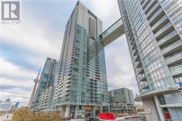 1032 - 15 ICEBOAT TERRACE, Toronto, Ontario