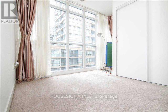 1032 - 15 Iceboat Terrace, Toronto, Ontario  M5V 4A5 - Photo 12 - C12450972