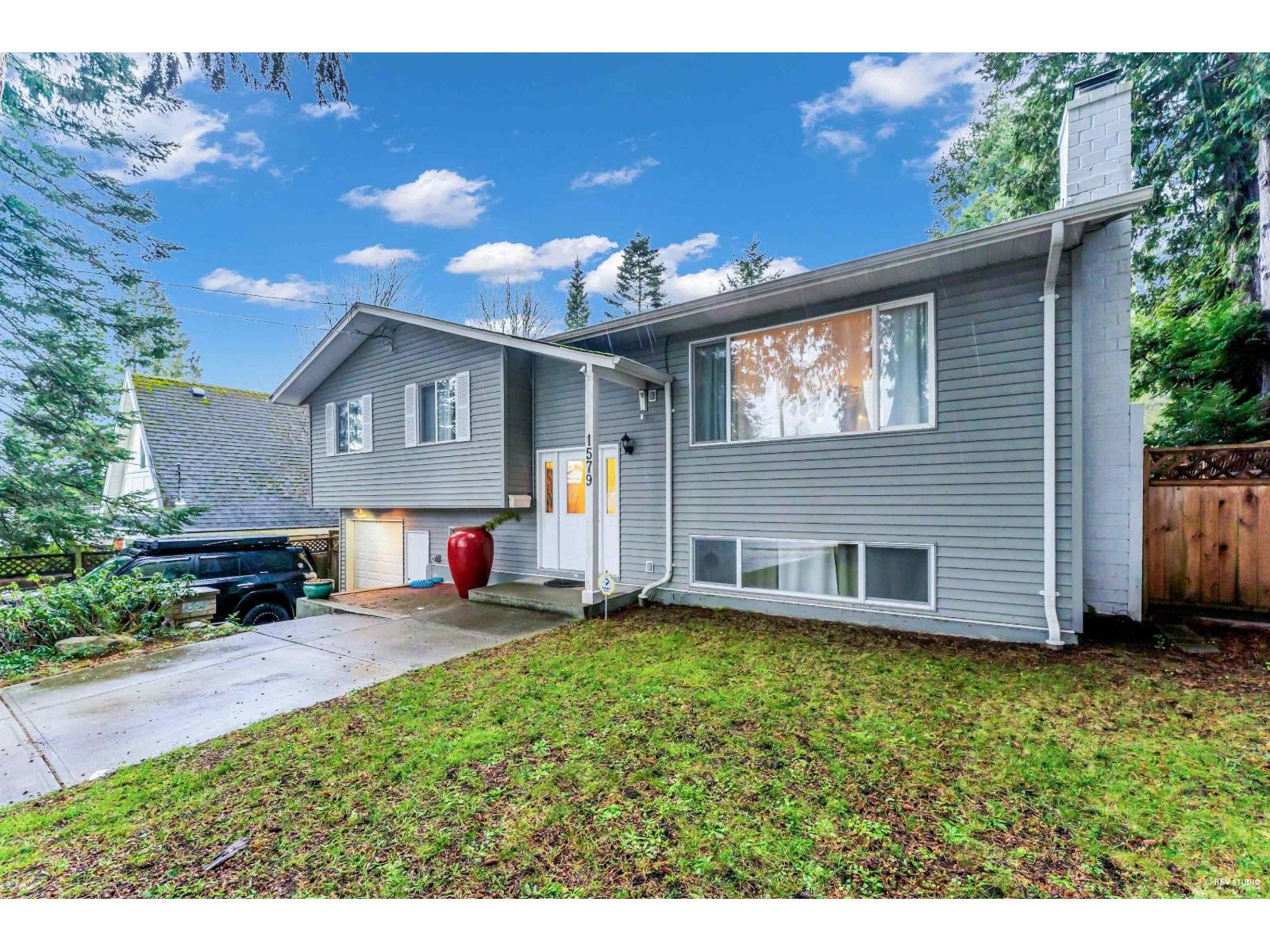 1579 136 Street, Surrey, British Columbia  V4A 5H3 - Photo 2 - R3056484