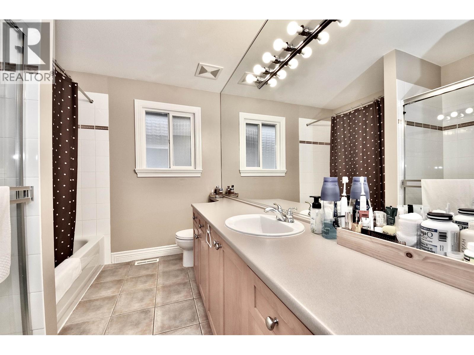 3035 Maplewood Court, Coquitlam, British Columbia  V3E 3P3 - Photo 15 - R3045559