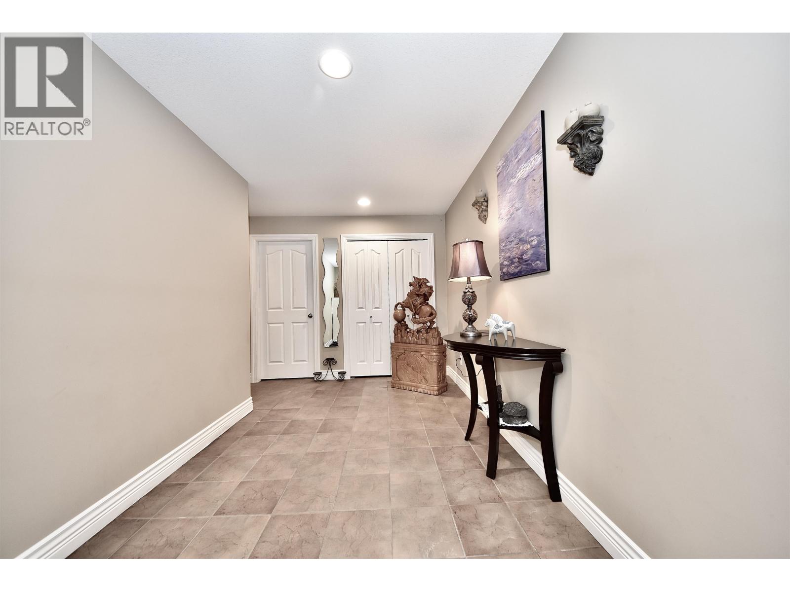 3035 Maplewood Court, Coquitlam, British Columbia  V3E 3P3 - Photo 22 - R3045559