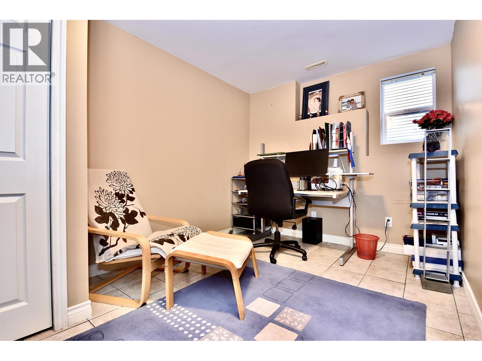 3035 Maplewood Court, Coquitlam, British Columbia  V3E 3P3 - Photo 18 - R3045559