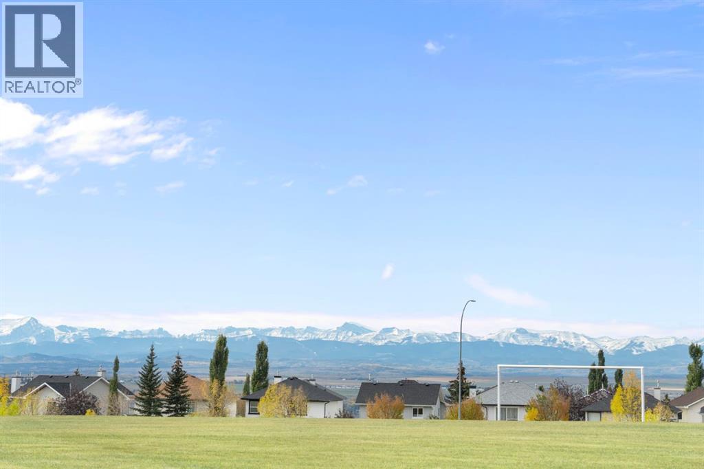 7 Rockcliff Landing Nw, Calgary, Alberta  T3G 5Z5 - Photo 32 - A2262383