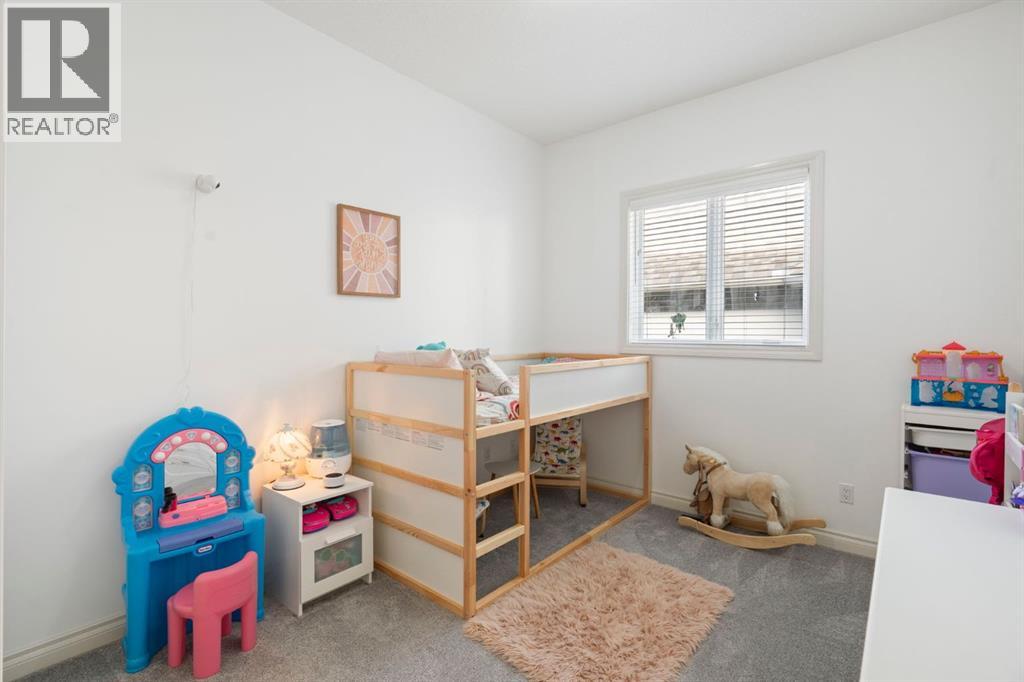 7 Rockcliff Landing Nw, Calgary, Alberta  T3G 5Z5 - Photo 14 - A2262383