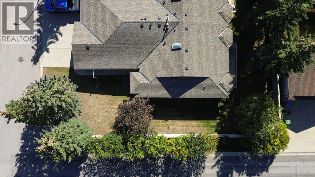 204 Silver Creek Mews Nw, Calgary, Alberta  T3B 5L1 - Photo 37 - A2260595