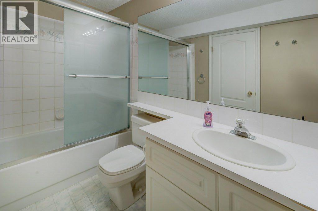204 Silver Creek Mews Nw, Calgary, Alberta  T3B 5L1 - Photo 27 - A2260595