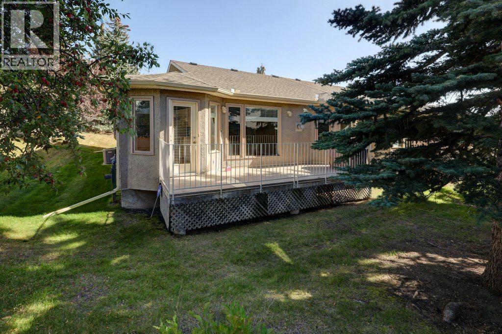 204 Silver Creek Mews Nw, Calgary, Alberta  T3B 5L1 - Photo 32 - A2260595