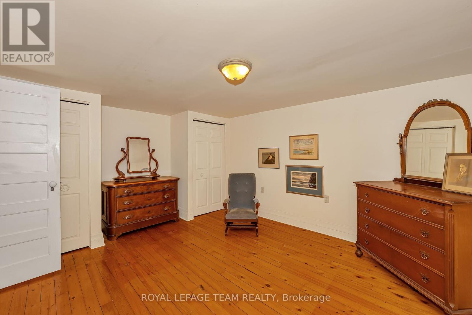 2307 Scrivens Drive, Ottawa, Ontario  K0A 2P0 - Photo 21 - X12451009