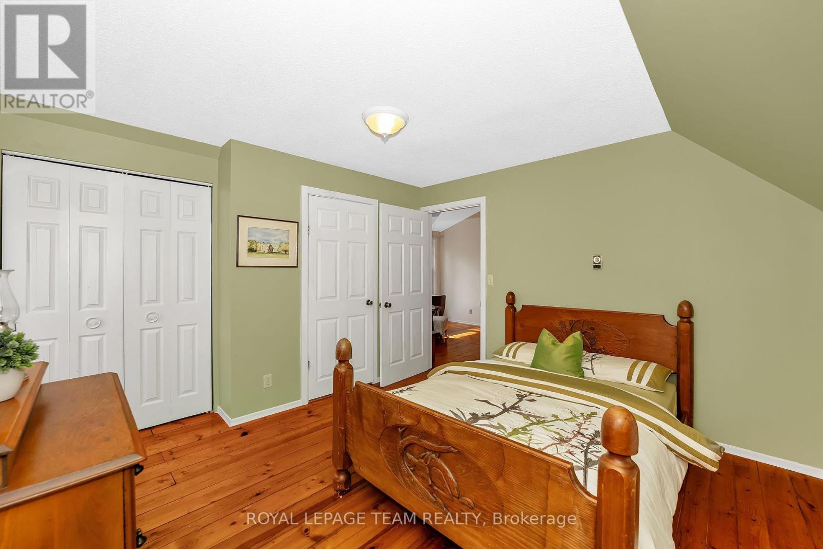 2307 Scrivens Drive, Ottawa, Ontario  K0A 2P0 - Photo 30 - X12451009