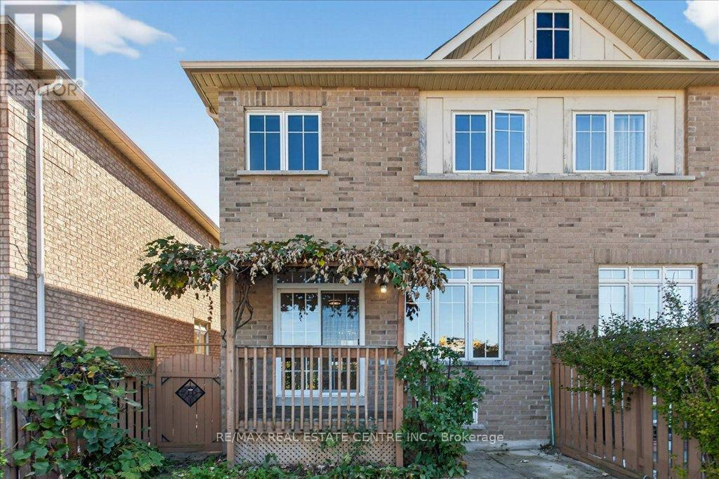3281 Sunlight Street, Mississauga, Ontario  L5M 0G7 - Photo 28 - W12450985
