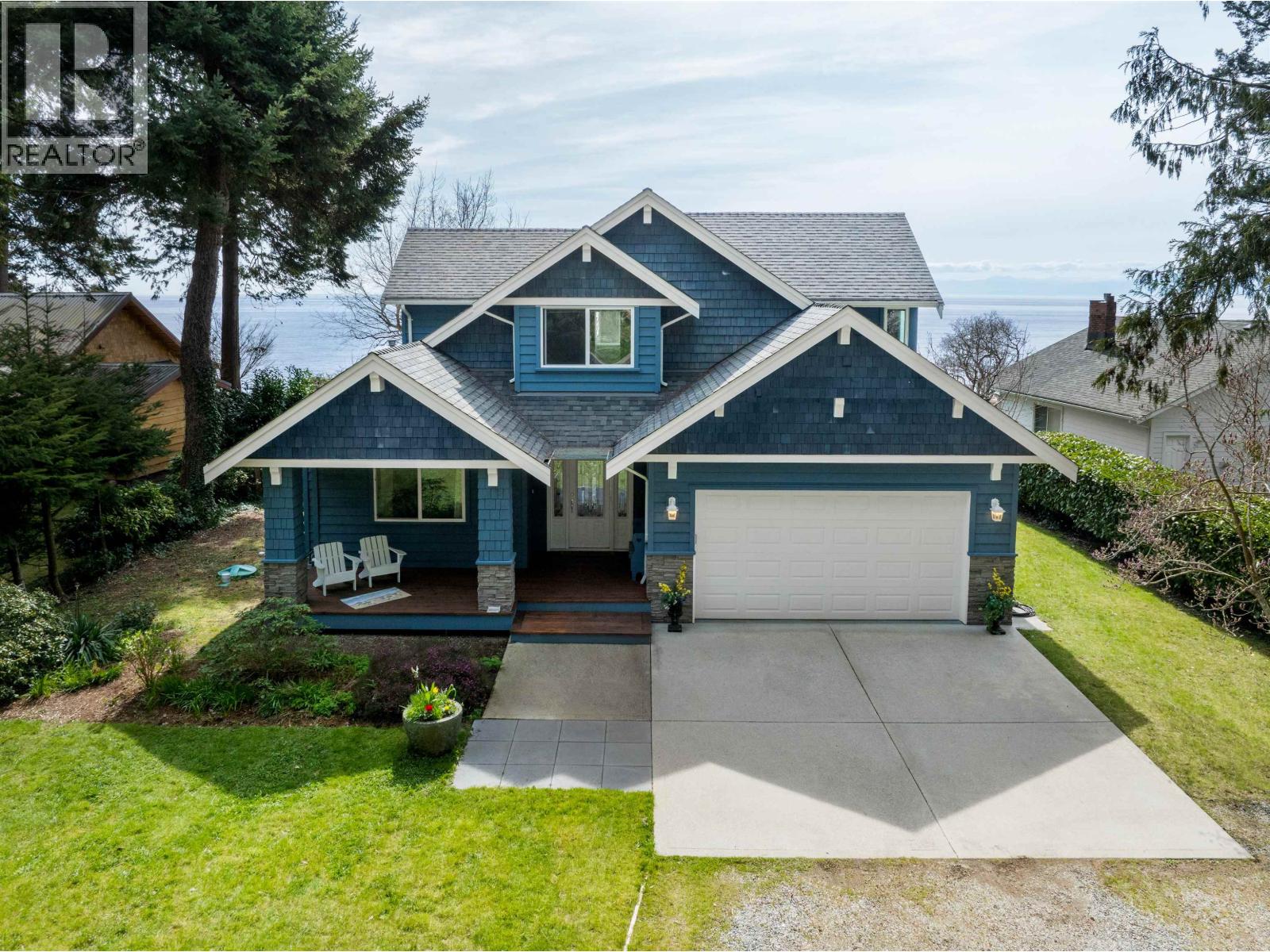 1537 MCCULLOUGH ROAD, Sechelt, British Columbia