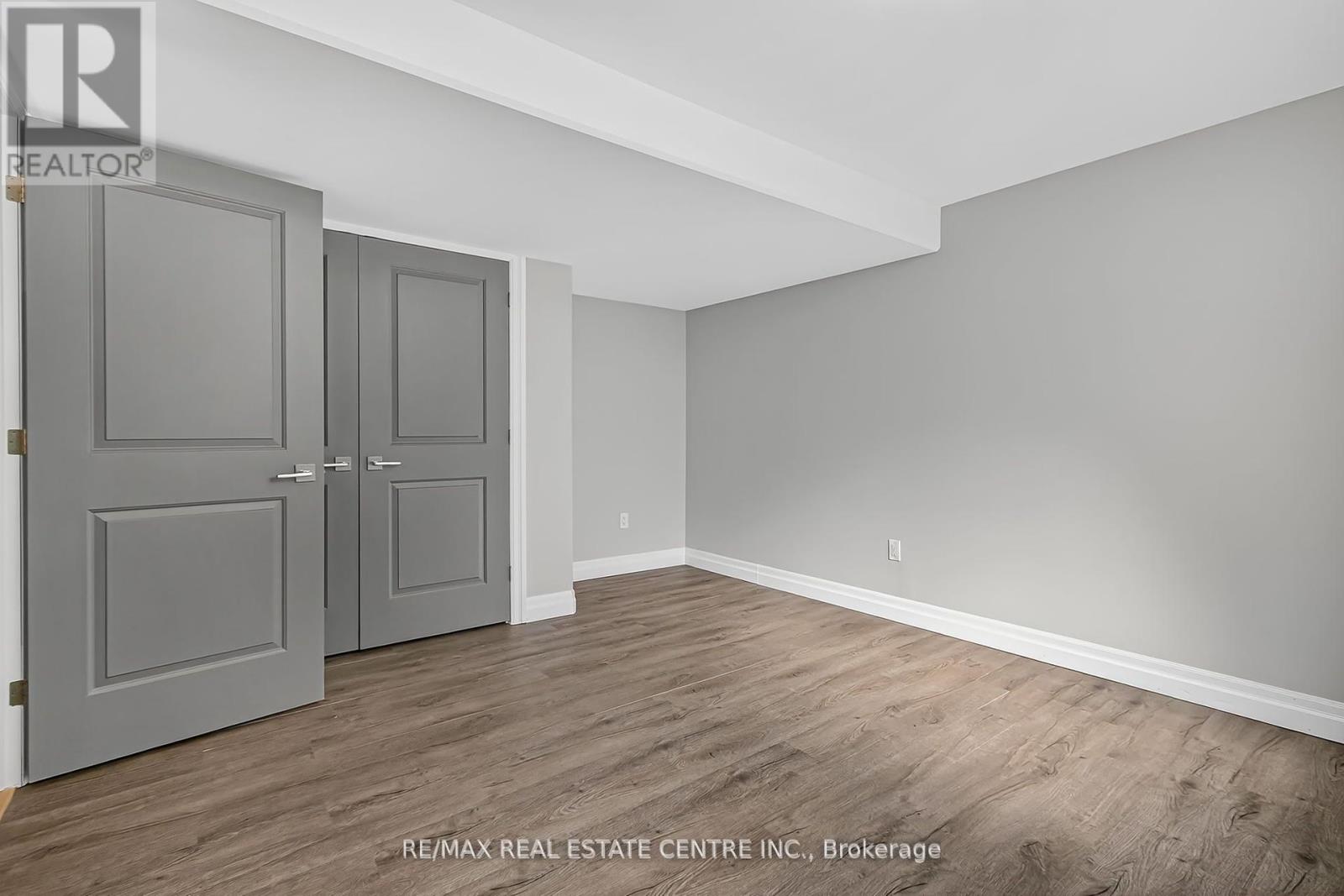 520 Molinari Street, Sarnia, Ontario  N7W 1C5 - Photo 25 - X12450977