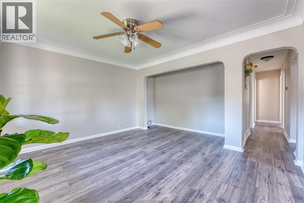 2490 Meldrum Road, Windsor, Ontario  N8W 4E8 - Photo 8 - 25025291