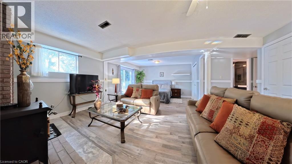 131 Carlyle Drive, Kitchener, Ontario  N2P 1V9 - Photo 24 - 40777427
