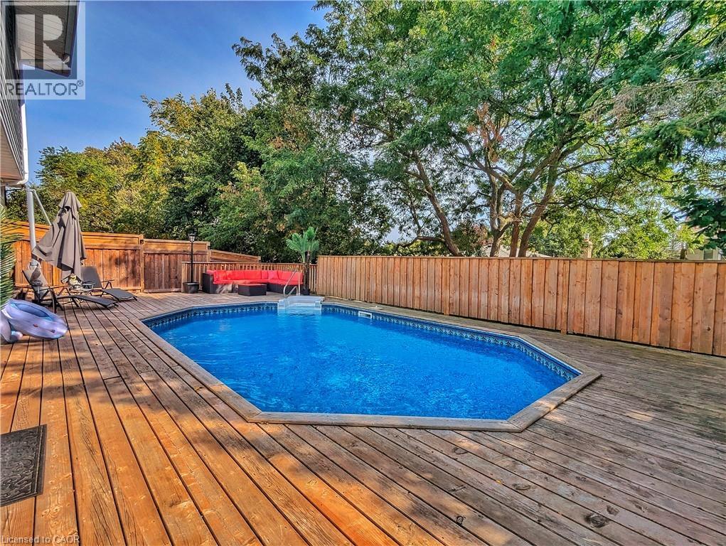 131 Carlyle Drive, Kitchener, Ontario  N2P 1V9 - Photo 34 - 40777427