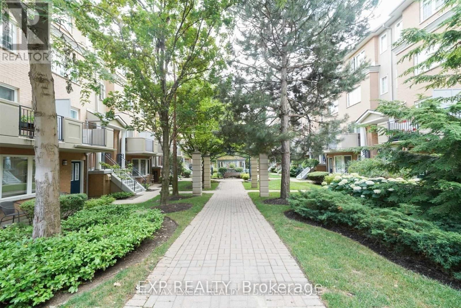 1007 - 18 Sommerset Way, Toronto, Ontario  M2N 6X5 - Photo 31 - C12450986
