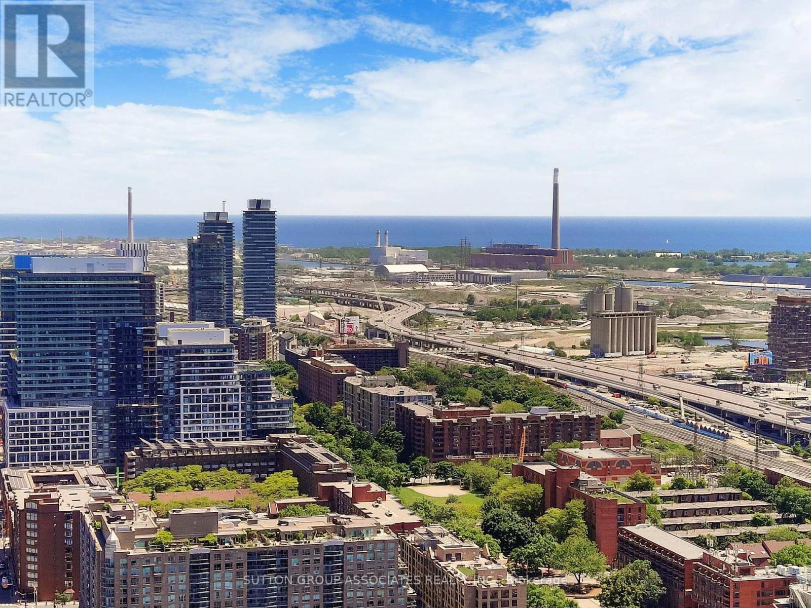 3904 - 88 Scott Street, Toronto, Ontario  M5E 0A9 - Photo 18 - C12451004