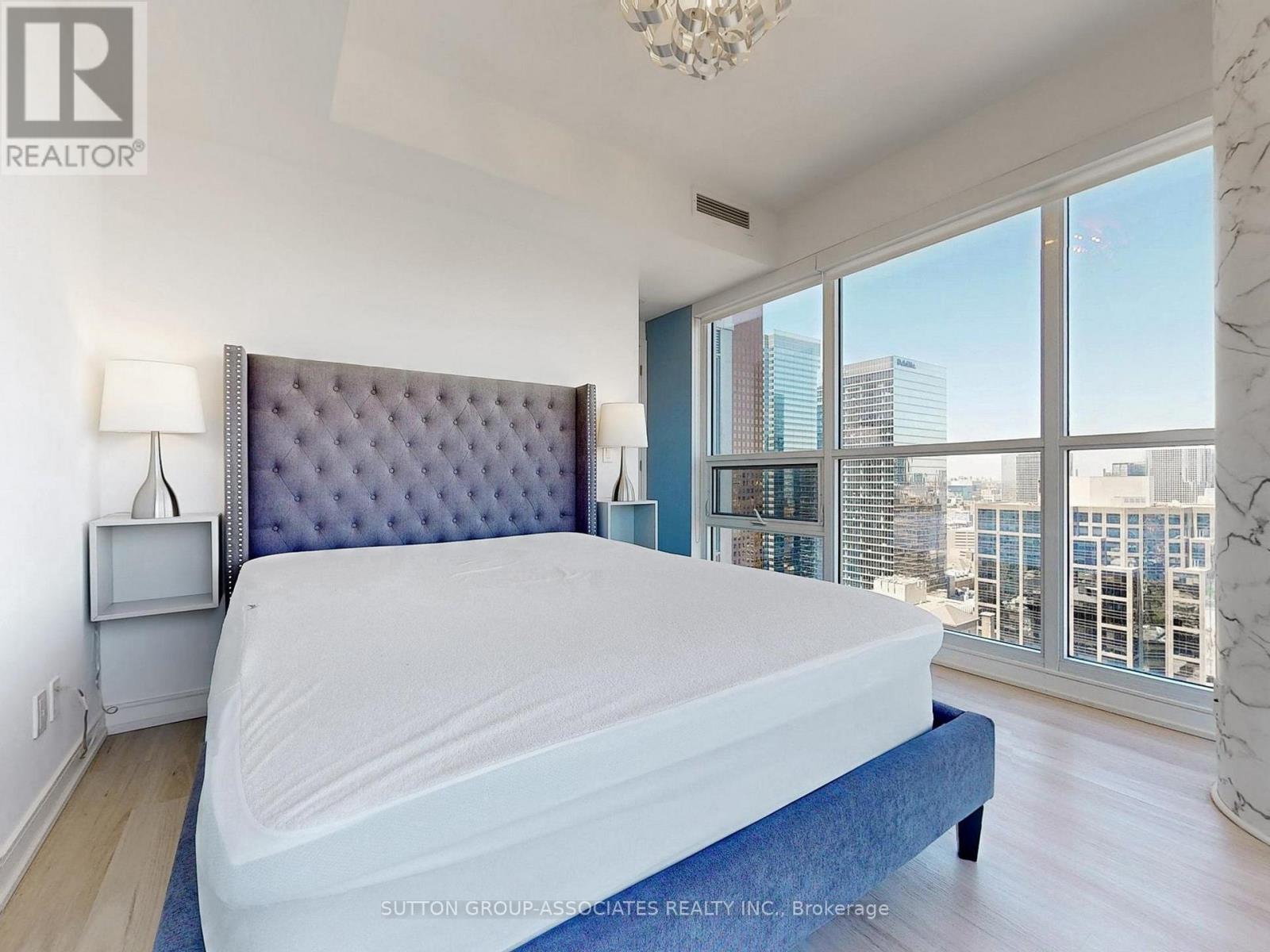 3904 - 88 Scott Street, Toronto, Ontario  M5E 0A9 - Photo 6 - C12451004