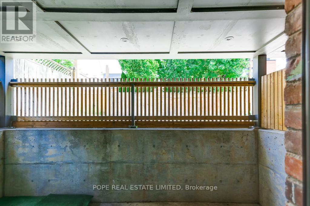 Lower - 95 Major Street, Toronto, Ontario  M5S 2K9 - Photo 28 - C12451014