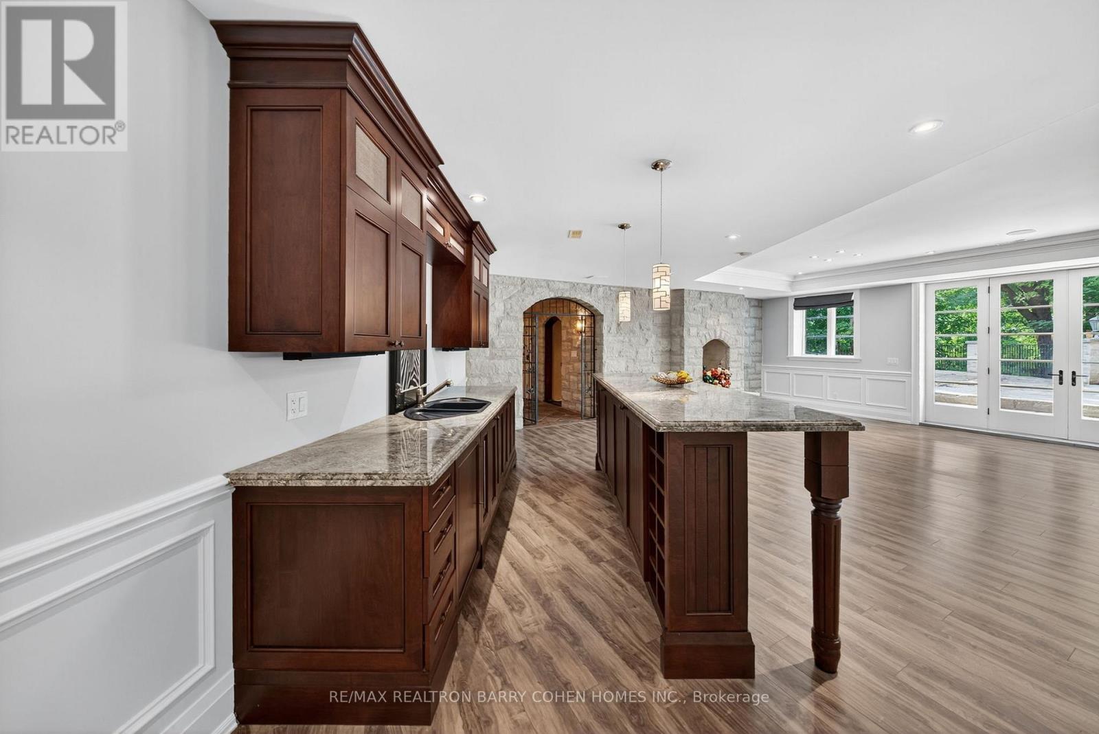 36 Old Yonge Street, Toronto, Ontario  M2P 1P7 - Photo 38 - C12438497